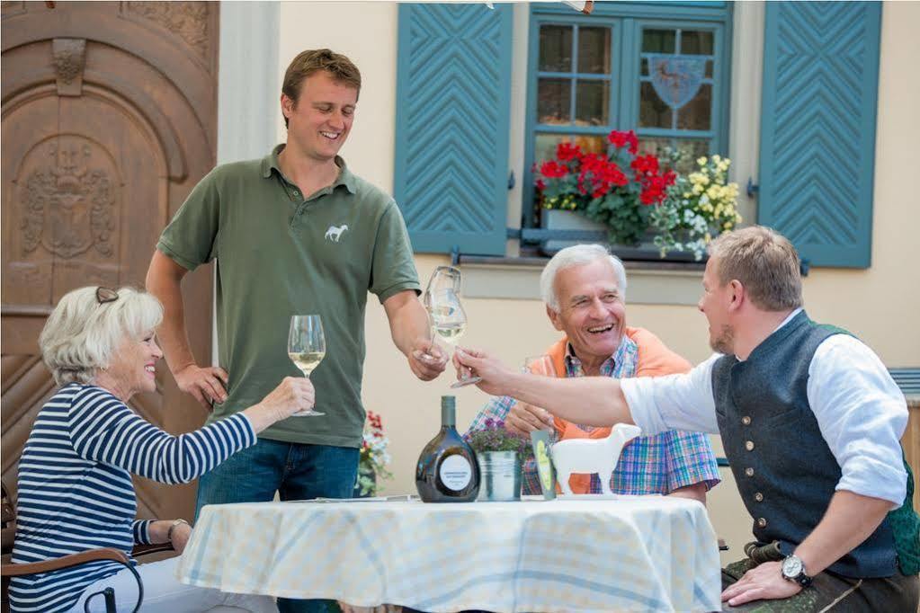 Gasthof Zum Weissen Lamm Зоммерах Экстерьер фото
